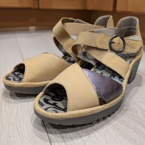 FLY London Waid Sandals In Yellow - EU 39
